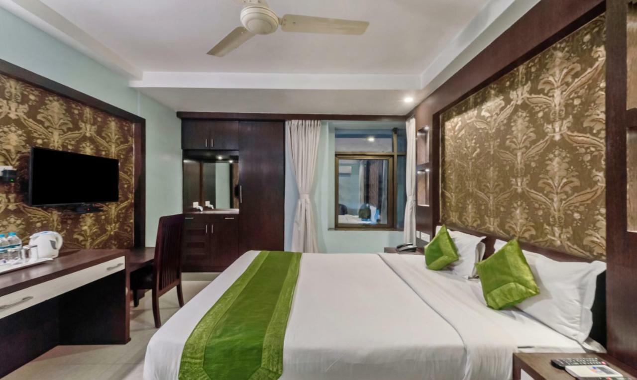 Oyo 3811 Geetanjali Regency Hotel Calcutta Exterior foto
