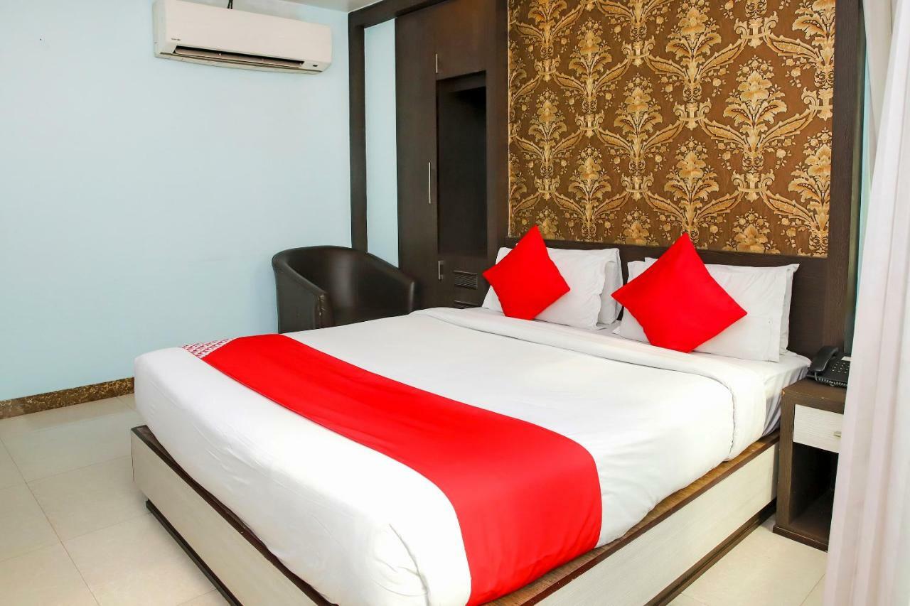 Oyo 3811 Geetanjali Regency Hotel Calcutta Exterior foto